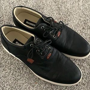 Madden black leather shoe